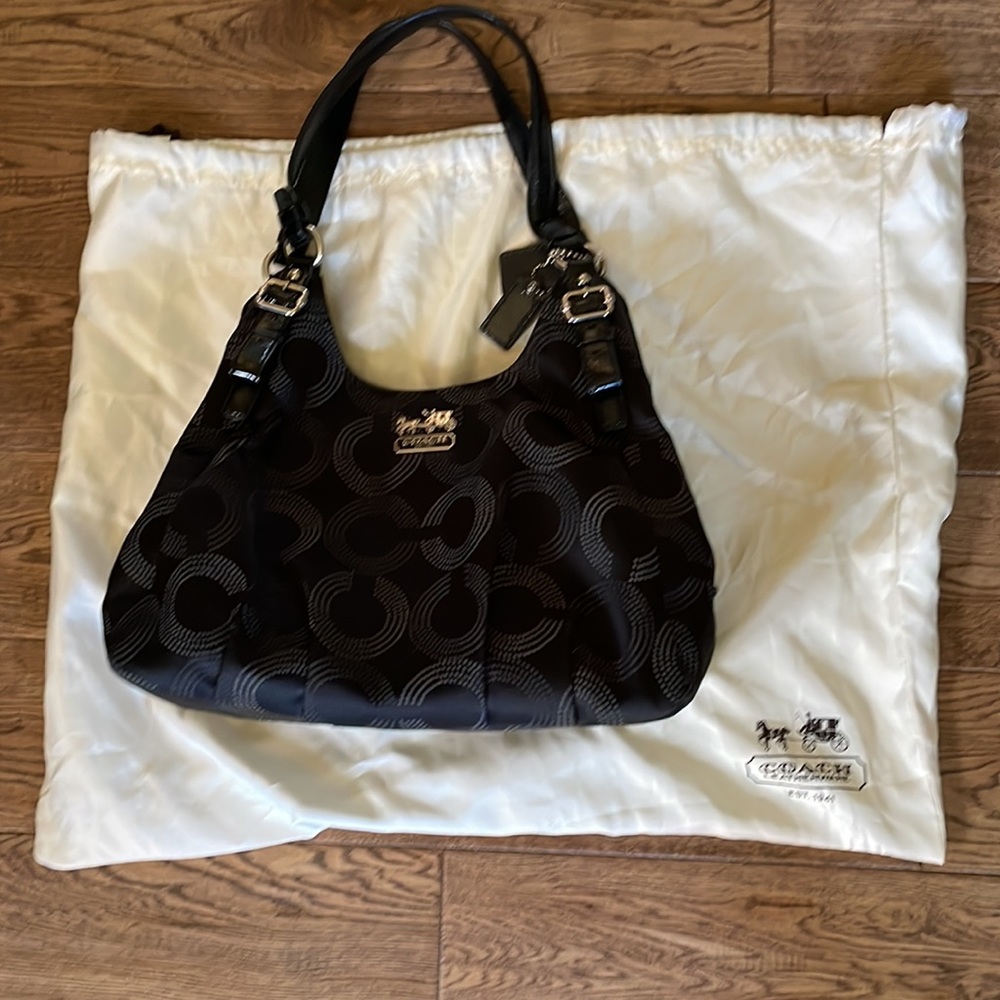 Coach shoulder bag like new